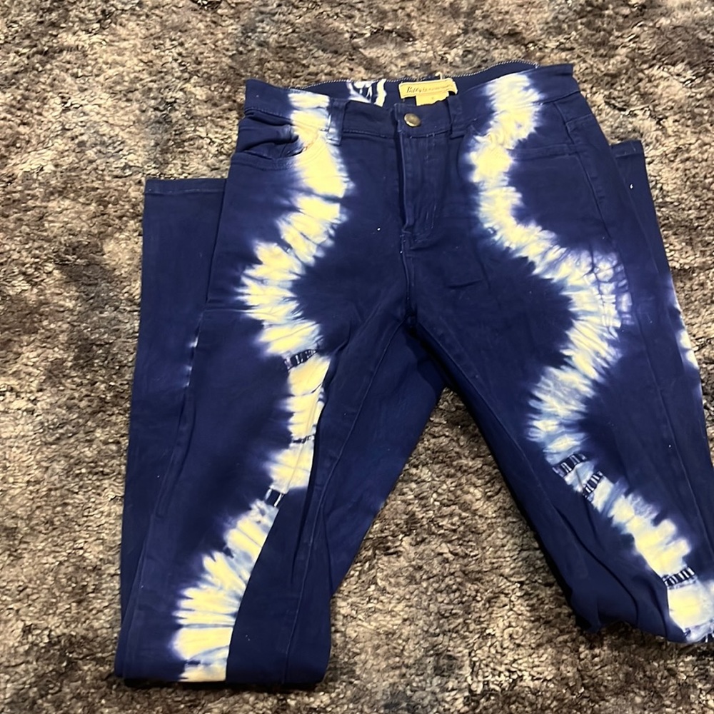 Super high waist, blue and white the dye stretch jeans